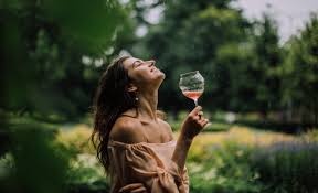 These Seven Signs Prove You Might Just Be Dating Yourself