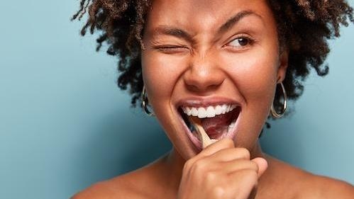 10 Ways Your Breath Causes People To Avoid Your Companionship