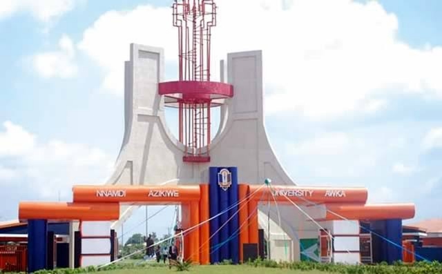 UNIZIK Suspends Lecturer Over S3xual Misconduct Allegations After Viral Video